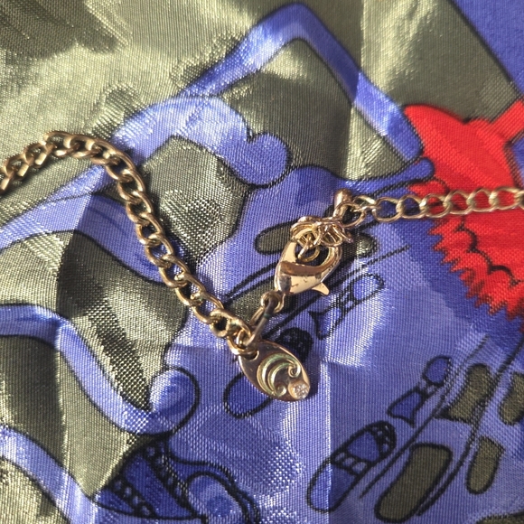 Charming Charlie Gold Necklace with Cream Petals - Picture 4 of 11